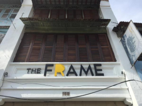 Отель The Frame Guesthouse  Пулау-Пинанг 